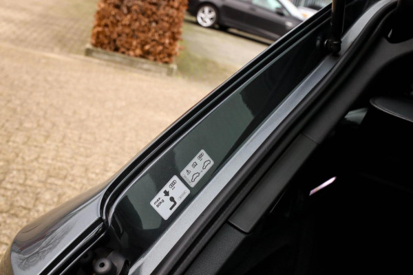 Audi A4 Avant 2.0 TFSI S line Black Edition Facelift 245pk S-Tronic! 1e|DLR|Panoramadak|Virtual Cockpit|Leder|LED Matrix|Black|20