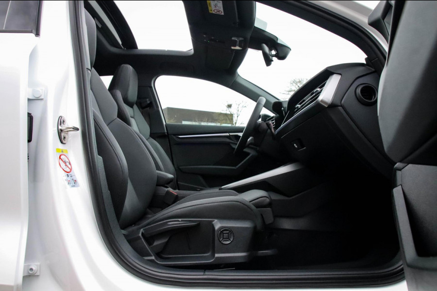 Audi A3 Limousine 35 1.5 TFSI S Edition One S-line 150pk S-Tronic Lederen kuipstoelen|Virtual Cockpit|Panoramadak|LED Matrix|Black