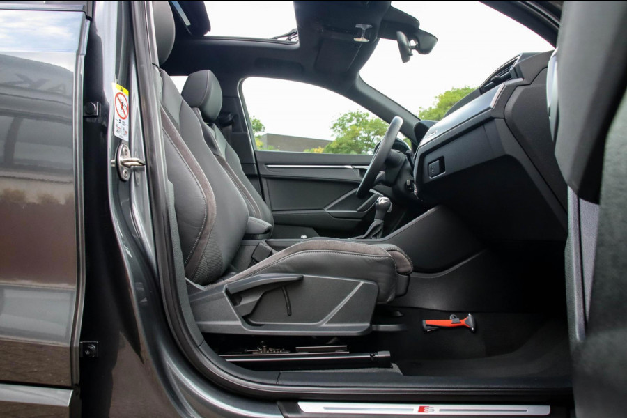 Audi Q3 35 1.5 TFSI S Line Pro Line S 150pk S-Tronic! 1e Eig|NL|DLR|Panoramadak|Virtual Cockpit|LED Matrix|Leder|19inch|Black Pack