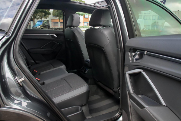 Audi Q3 35 1.5 TFSI S Line Pro Line S 150pk S-Tronic! 1e Eig|NL|DLR|Panoramadak|Virtual Cockpit|LED Matrix|Leder|19inch|Black Pack