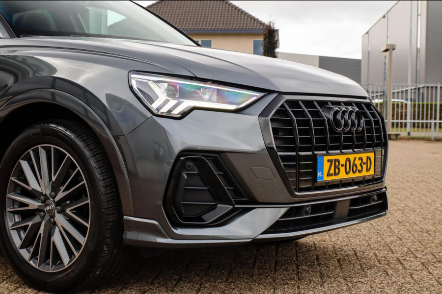 Audi Q3 35 1.5 TFSI S Line Pro Line S 150pk S-Tronic! 1e Eig|NL|DLR|Panoramadak|Virtual Cockpit|LED Matrix|Leder|19inch|Black Pack