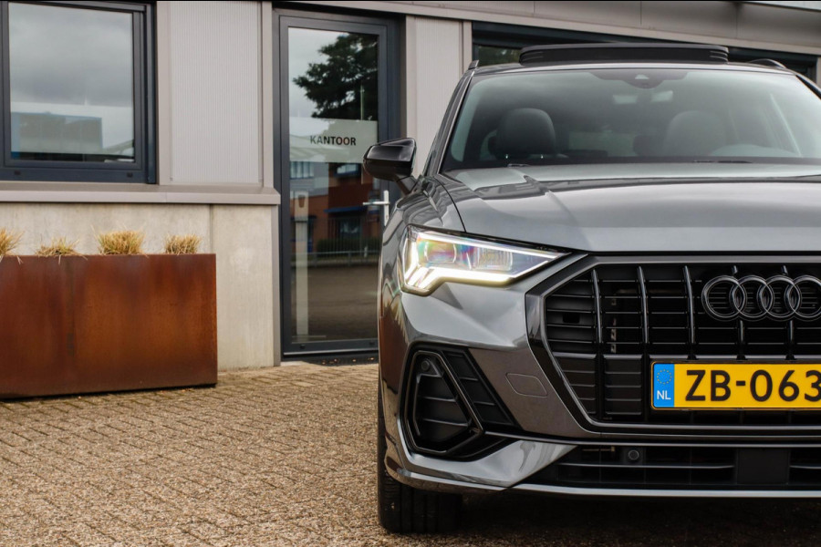 Audi Q3 35 1.5 TFSI S Line Pro Line S 150pk S-Tronic! 1e Eig|NL|DLR|Panoramadak|Virtual Cockpit|LED Matrix|Leder|19inch|Black Pack