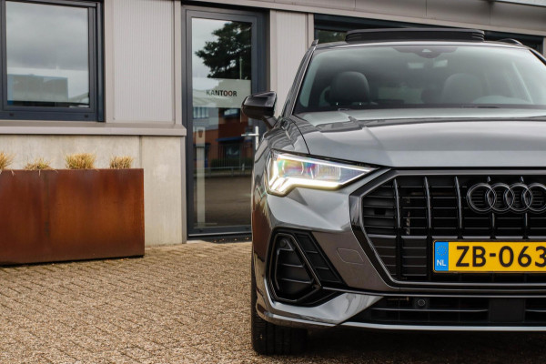 Audi Q3 35 1.5 TFSI S Line Pro Line S 150pk S-Tronic! 1e Eig|NL|DLR|Panoramadak|Virtual Cockpit|LED Matrix|Leder|19inch|Black Pack