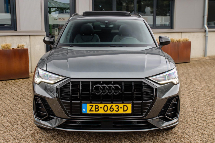 Audi Q3 35 1.5 TFSI S Line Pro Line S 150pk S-Tronic! 1e Eig|NL|DLR|Panoramadak|Virtual Cockpit|LED Matrix|Leder|19inch|Black Pack