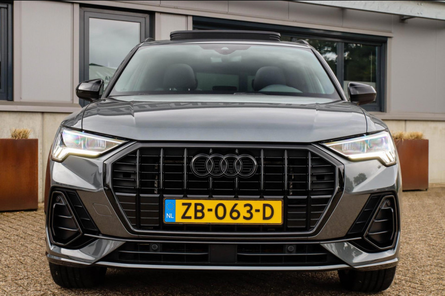 Audi Q3 35 1.5 TFSI S Line Pro Line S 150pk S-Tronic! 1e Eig|NL|DLR|Panoramadak|Virtual Cockpit|LED Matrix|Leder|19inch|Black Pack