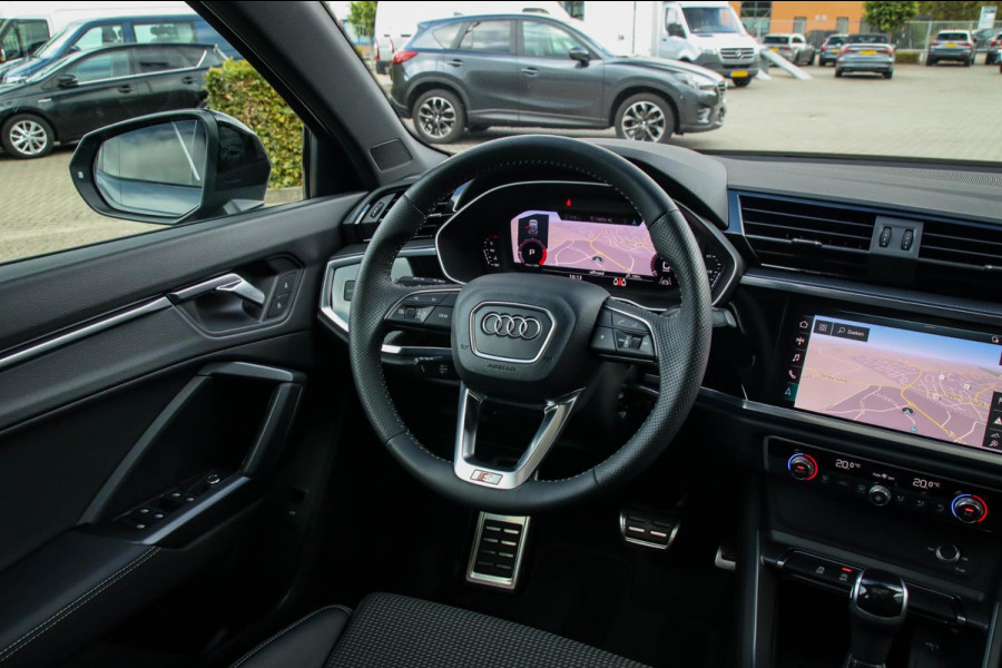 Audi Q3 35 1.5 TFSI S Line Pro Line S 150pk S-Tronic! 1e Eig|NL|DLR|Panoramadak|Virtual Cockpit|LED Matrix|Leder|19inch|Black Pack