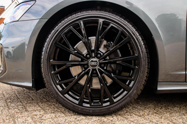 Audi A6 Avant 45 2.0TFSI Quattro S line Edition 245pk Automaat! 1e|Panoramadak|Virtual Cockpit|Leder|HD Matrix LED|Black|Trekhaak