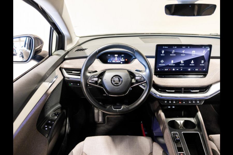 Škoda ENYAQ iV 60 SOH 93% / 180pk / NAP / Achteruitrij camera / Stoelverwarming /