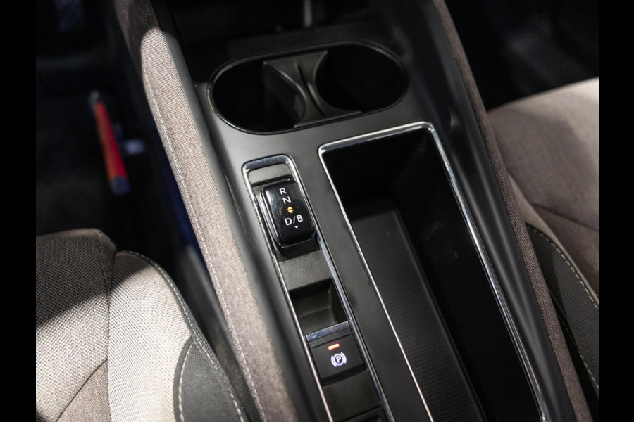 Škoda ENYAQ iV 60 SOH 93% / 180pk / NAP / Achteruitrij camera / Stoelverwarming /