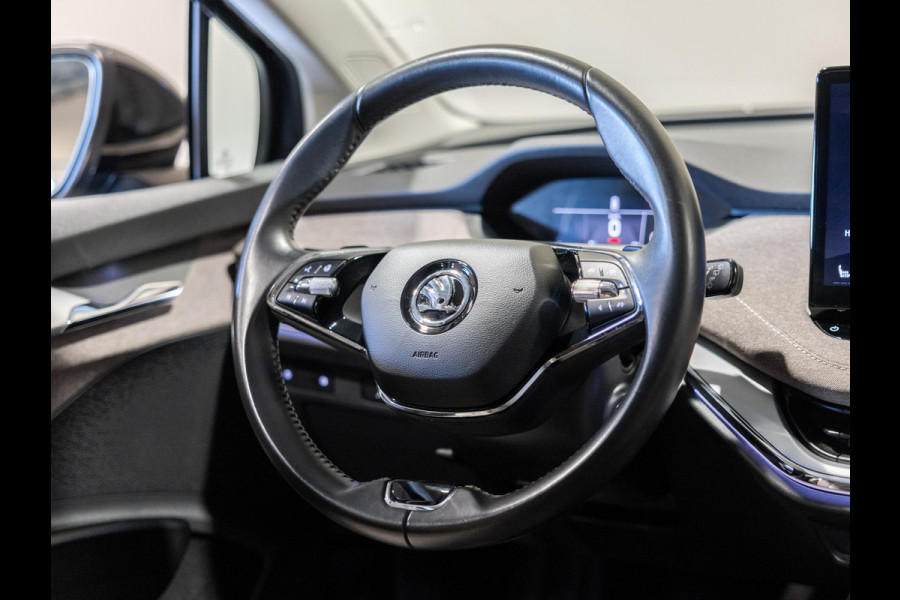 Škoda ENYAQ iV 60 SOH 93% / 180pk / NAP / Achteruitrij camera / Stoelverwarming /