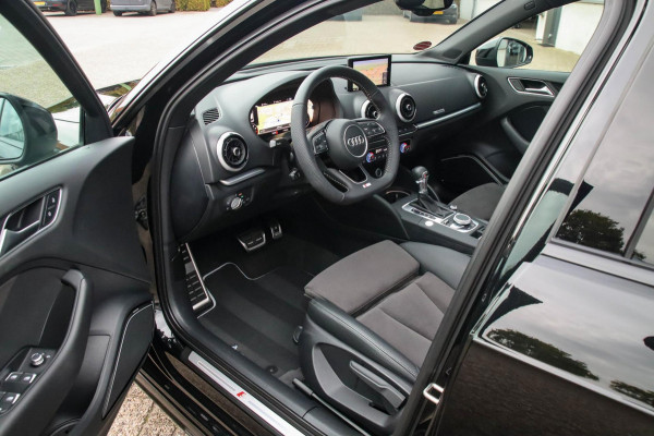 Audi A3 Sportback 1.5 TFSI Pro Line S S-line Facelift 150pk S-Tronic! 1e|DLR|Virtual Cockpit|Panoramadak|LED Matrix|B&O|Black Pack