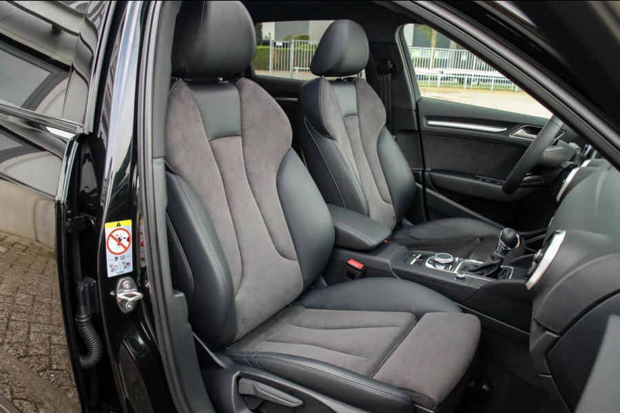 Audi A3 Sportback 1.5 TFSI Pro Line S S-line Facelift 150pk S-Tronic! 1e|DLR|Virtual Cockpit|Panoramadak|LED Matrix|B&O|Black Pack