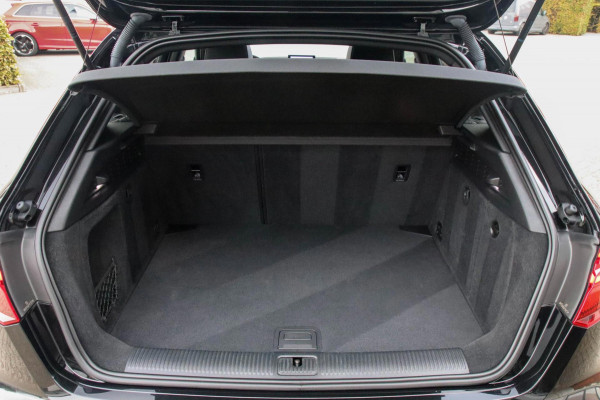 Audi A3 Sportback 1.5 TFSI Pro Line S S-line Facelift 150pk S-Tronic! 1e|DLR|Virtual Cockpit|Panoramadak|LED Matrix|B&O|Black Pack