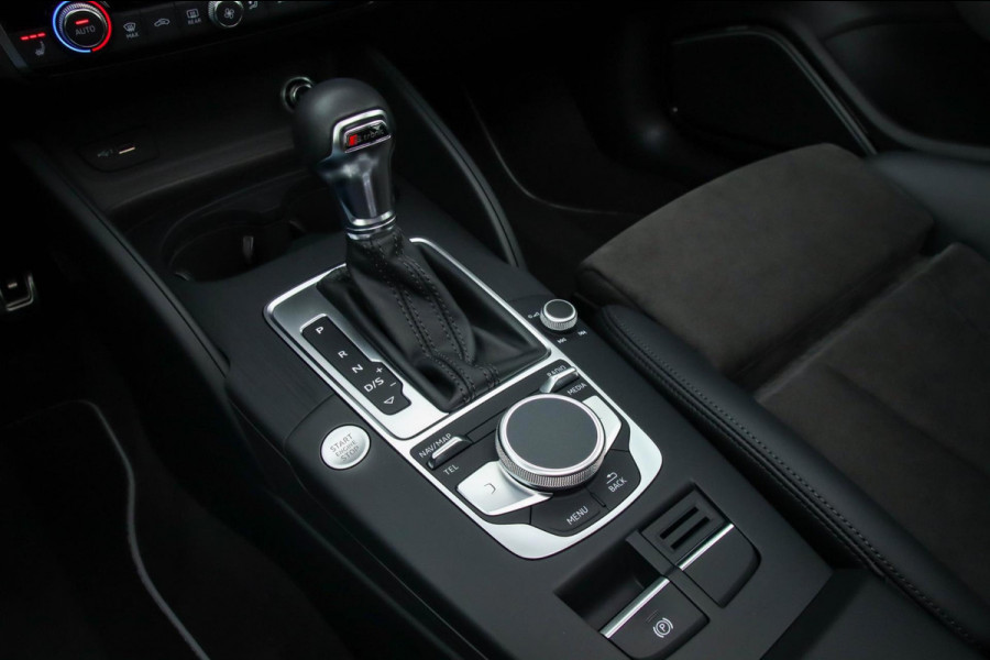 Audi A3 Sportback 1.5 TFSI Pro Line S S-line Facelift 150pk S-Tronic! 1e|DLR|Virtual Cockpit|Panoramadak|LED Matrix|B&O|Black Pack
