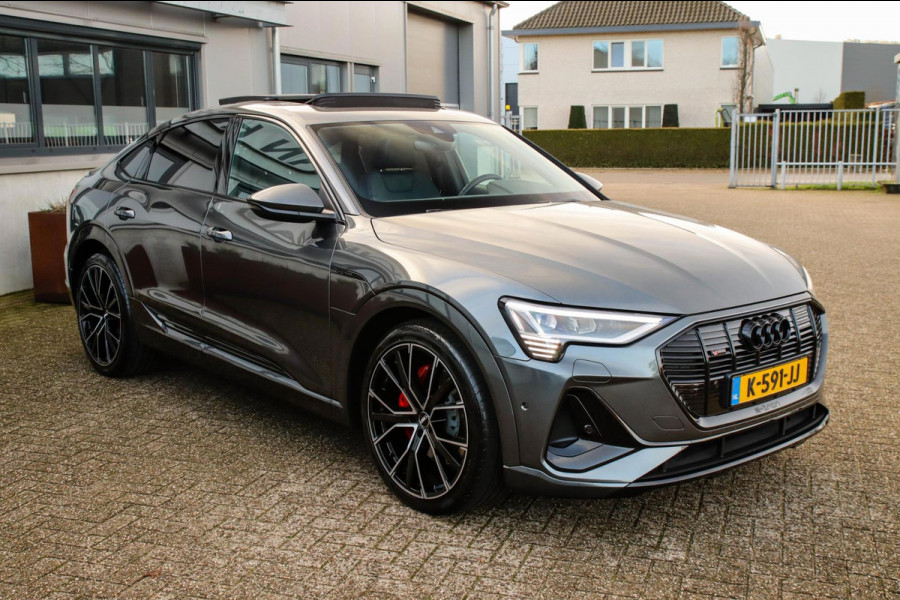 Audi e-tron Sportback 55 Quattro S Edition Pro Line S S-Line 408pk! 8%|1e|NL|DLR|Panoramadak|Virtual Cockpit|Luchtvering|B&O|Black