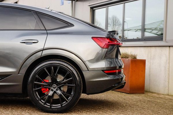 Audi e-tron Sportback 55 Quattro S Edition Pro Line S S-Line 408pk 12%|1e|NL|DLR|Panoramadak|Virtual Cockpit|Luchtvering|360|Black