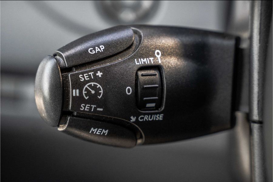Peugeot Expert 2.0 BlueHDi 120 | Automaat | 6-Zits | 360° Camera | Carplay | Head up | PDC | Navi | Climatronic | Trekhaak