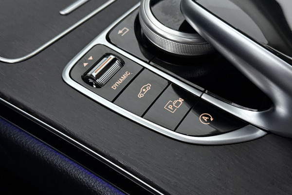 Mercedes-Benz C-Klasse Estate 300 Premium Plus Pack (STOELVERWARMING/VERKOELING, ELEKTR STOELEN, CAMERA, SFEERVERLICHTING)
