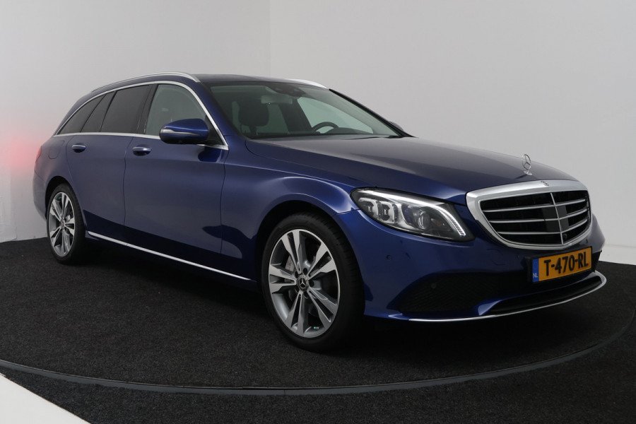 Mercedes-Benz C-Klasse Estate 300 Premium Plus Pack (STOELVERWARMING/VERKOELING, ELEKTR STOELEN, CAMERA, SFEERVERLICHTING)