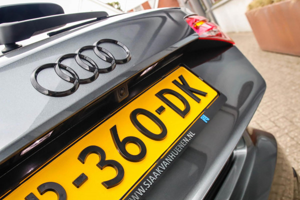 Audi A3 Sportback 2.0TFSI S3 quattro Facelift 310pk S-Tronic 1e Eig|DLR|Kuipstoelen|Virtual Cockpit|Panoramadak|Magnetic|LED|Black