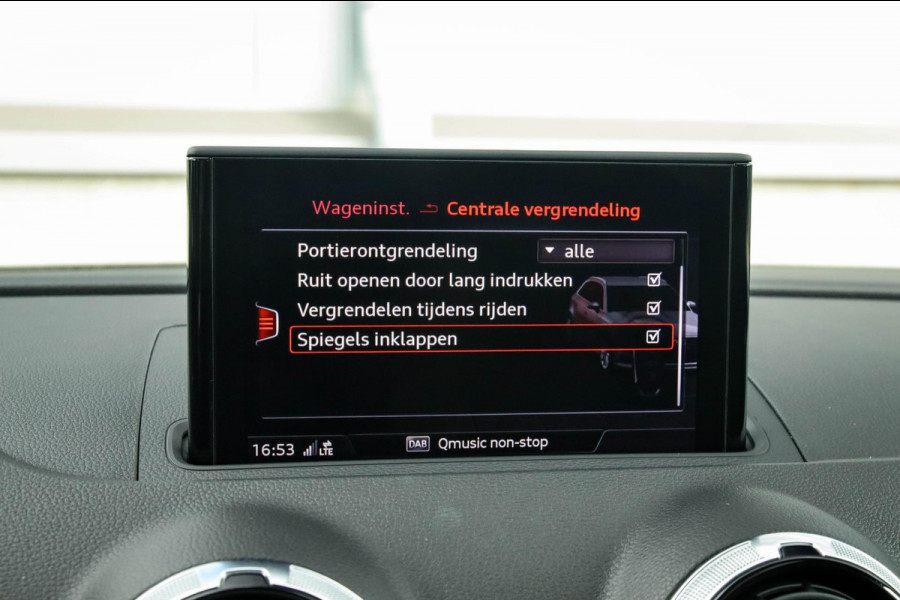 Audi A3 Sportback 2.0TFSI S3 quattro Facelift 310pk S-Tronic 1e Eig|DLR|Kuipstoelen|Virtual Cockpit|Panoramadak|Magnetic|LED|Black