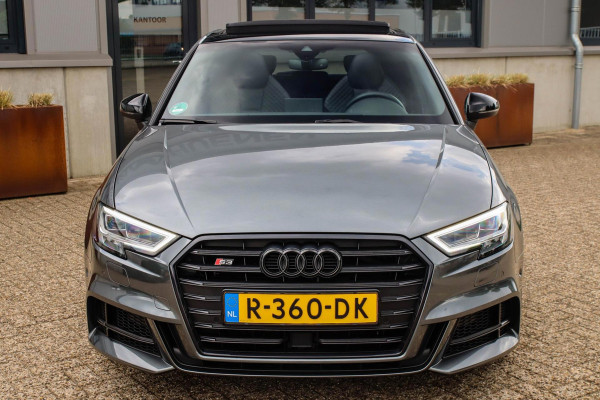 Audi A3 Sportback 2.0TFSI S3 quattro Facelift 310pk S-Tronic 1e Eig|DLR|Kuipstoelen|Virtual Cockpit|Panoramadak|Magnetic|LED|Black