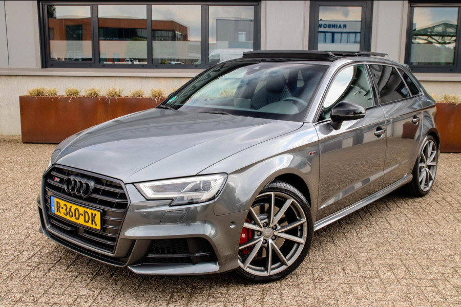 Audi A3 Sportback 2.0TFSI S3 quattro Facelift 310pk S-Tronic 1e Eig|DLR|Kuipstoelen|Virtual Cockpit|Panoramadak|Magnetic|LED|Black