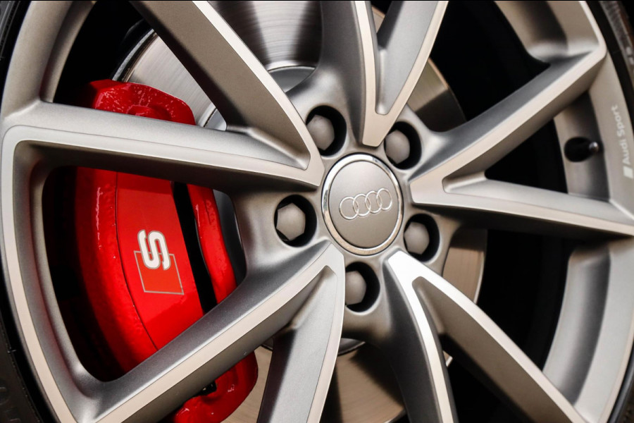 Audi A3 Sportback 2.0TFSI S3 quattro Facelift 310pk S-Tronic 1e Eig|DLR|Kuipstoelen|Virtual Cockpit|Panoramadak|Magnetic|LED|Black