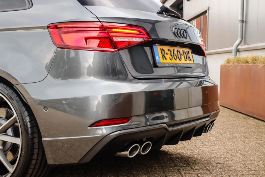 Audi A3 Sportback 2.0TFSI S3 quattro Facelift 310pk S-Tronic 1e Eig|DLR|Kuipstoelen|Virtual Cockpit|Panoramadak|Magnetic|LED|Black
