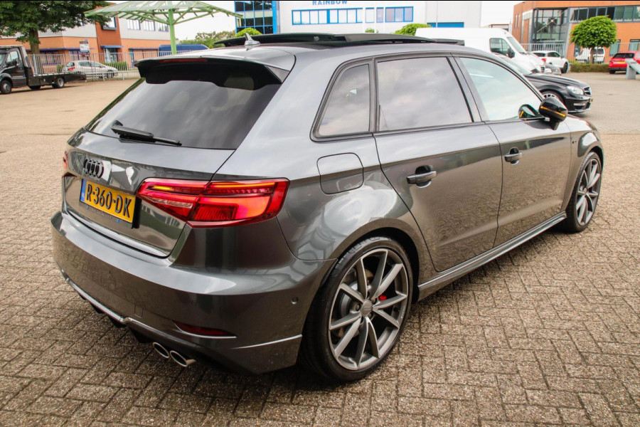 Audi A3 Sportback 2.0TFSI S3 quattro Facelift 310pk S-Tronic 1e Eig|DLR|Kuipstoelen|Virtual Cockpit|Panoramadak|Magnetic|LED|Black