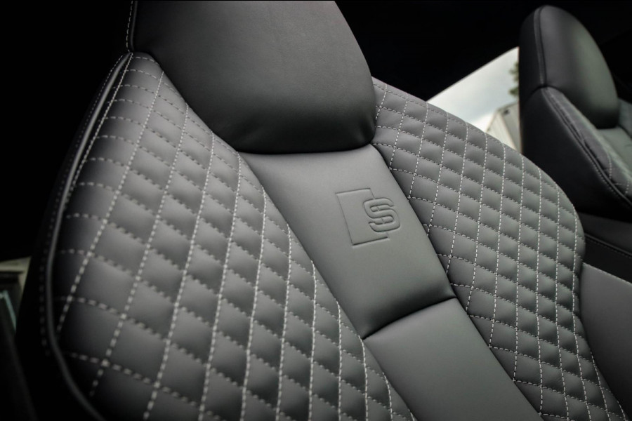 Audi A3 Sportback 2.0TFSI S3 quattro Facelift 310pk S-Tronic 1e Eig|DLR|Kuipstoelen|Virtual Cockpit|Panoramadak|Magnetic|LED|Black