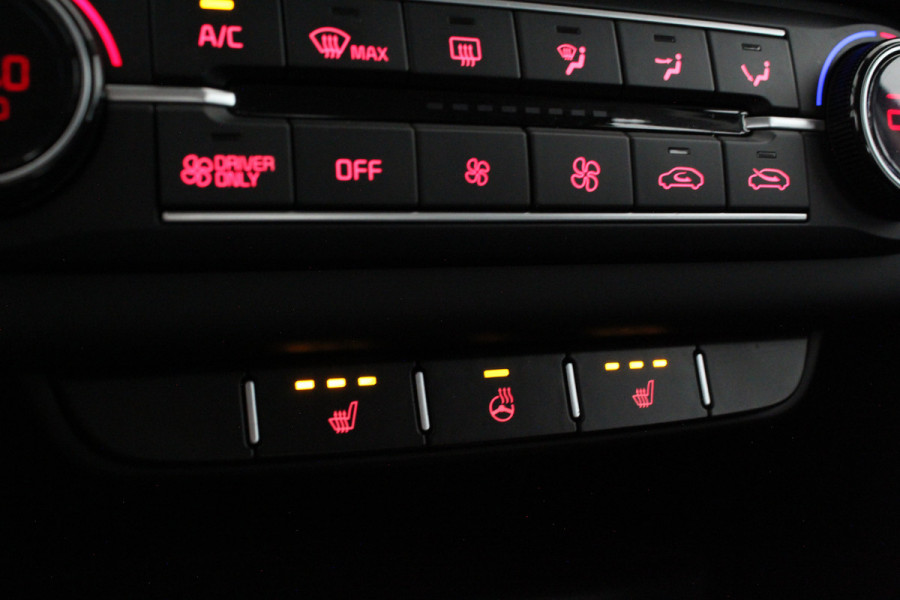 Kia Xceed 1.6 GDi PHEV Dynamic Line > 140pk/Trekhaak/Camera/All season banden