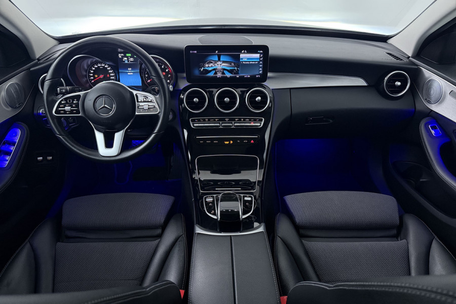 Mercedes-Benz C-Klasse Estate 300 e Premium Plus Pack (BURMEISTER, STOELVERWARMING, SFEEVERLICHTING, ELEKTR STOELEN, NAVIGATIE, PARKEERSENSOREN)