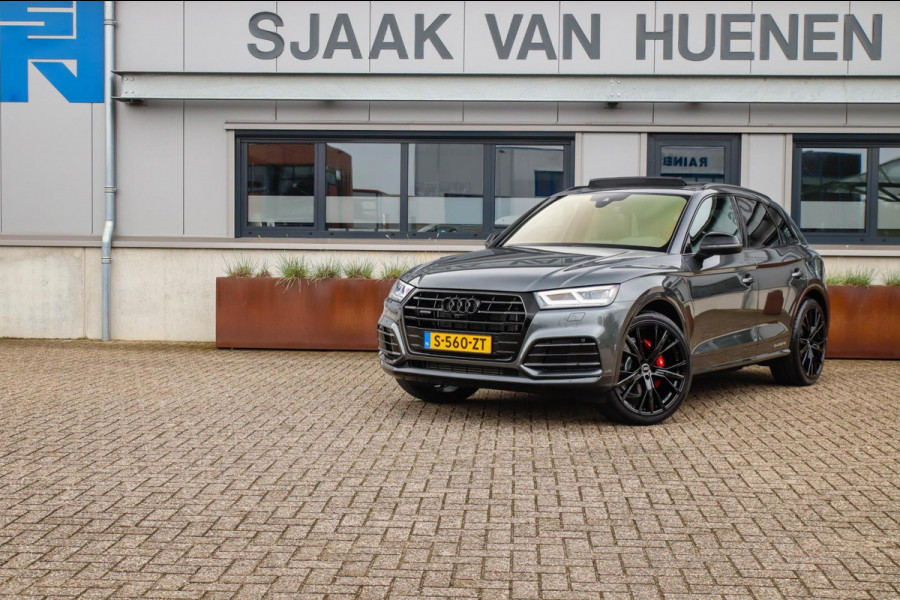Audi Q5 55 TFSI e Quattro Competition Pro Line S S-Line 367pk Automaat Luchtvering|Panoramadak|Virtual Cockpit|S kuipstoelen|Black