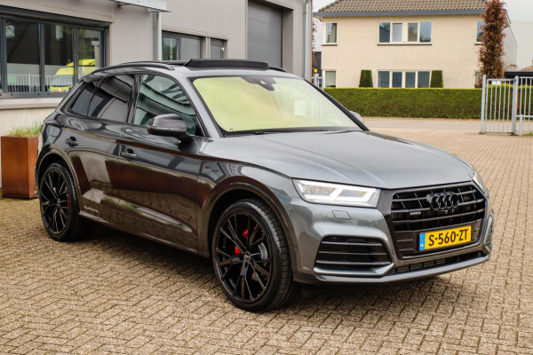 Audi Q5 55 TFSI e Quattro Competition Pro Line S S-Line 367pk Automaat Luchtvering|Panoramadak|Virtual Cockpit|S kuipstoelen|Black