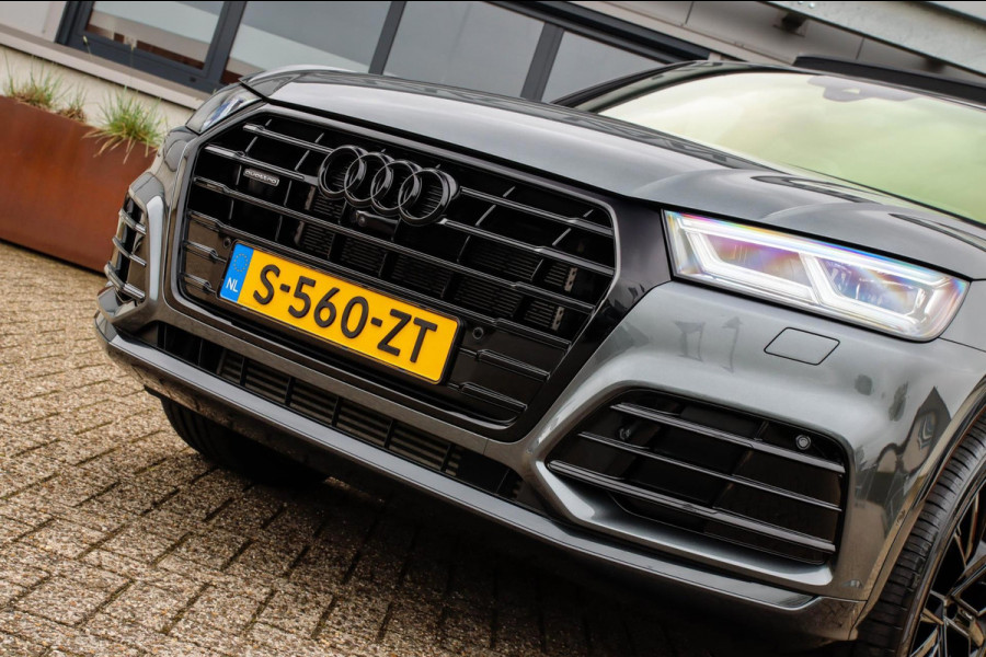 Audi Q5 55 TFSI e Quattro Competition Pro Line S S-Line 367pk Automaat Luchtvering|Panoramadak|Virtual Cockpit|S kuipstoelen|Black
