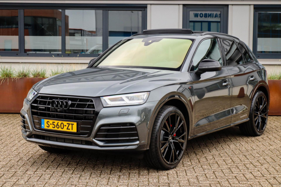 Audi Q5 55 TFSI e Quattro Competition Pro Line S S-Line 367pk Automaat Luchtvering|Panoramadak|Virtual Cockpit|S kuipstoelen|Black