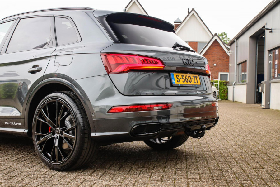 Audi Q5 55 TFSI e Quattro Competition Pro Line S S-Line 367pk Automaat Luchtvering|Panoramadak|Virtual Cockpit|S kuipstoelen|Black