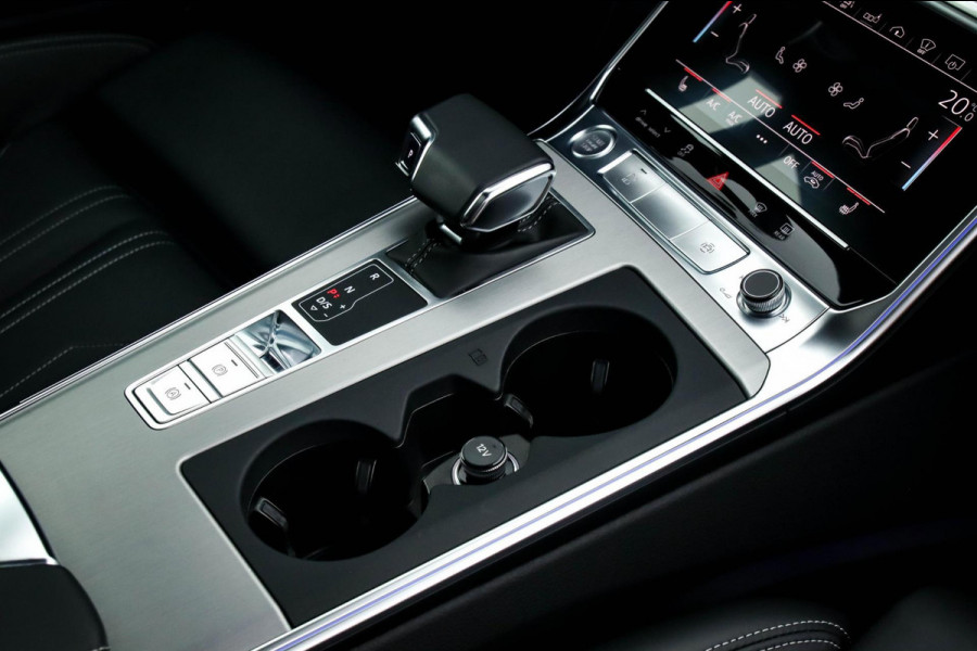 Audi A6 Avant 45 2.0TFSI Quattro S line Edition 245pk Automaat! 1e|Panoramadak|Virtual Cockpit|Leder|HD Matrix LED|Black|Trekhaak
