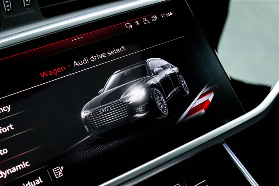 Audi A6 Avant 45 2.0TFSI Quattro S line Edition 245pk Automaat! 1e|Panoramadak|Virtual Cockpit|Leder|HD Matrix LED|Black|Trekhaak