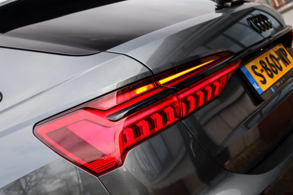 Audi A6 Avant 45 2.0TFSI Quattro S line Edition 245pk Automaat! 1e|Panoramadak|Virtual Cockpit|Leder|HD Matrix LED|Black|Trekhaak