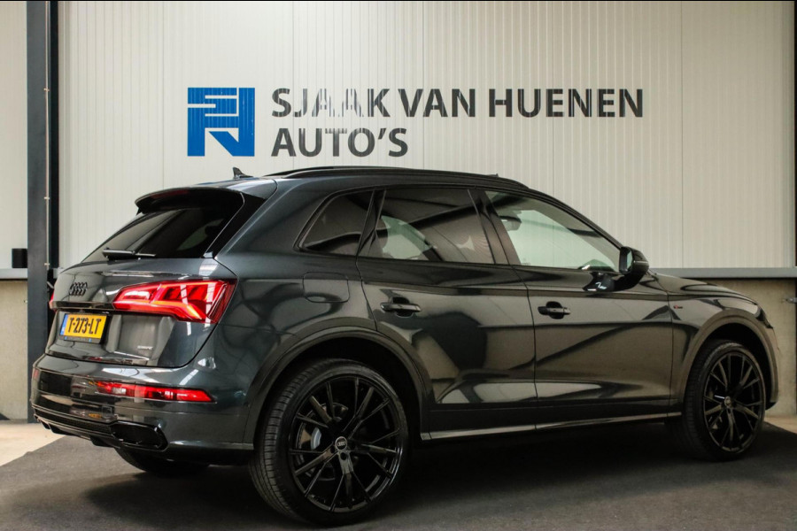 Audi Q5 55 TFSI e Quattro Competition Pro Line S S-Line 367pk Automaat 1e|Panoramadak|Virtual Cockpit|Kuipstoelen|LED Matrix|Black