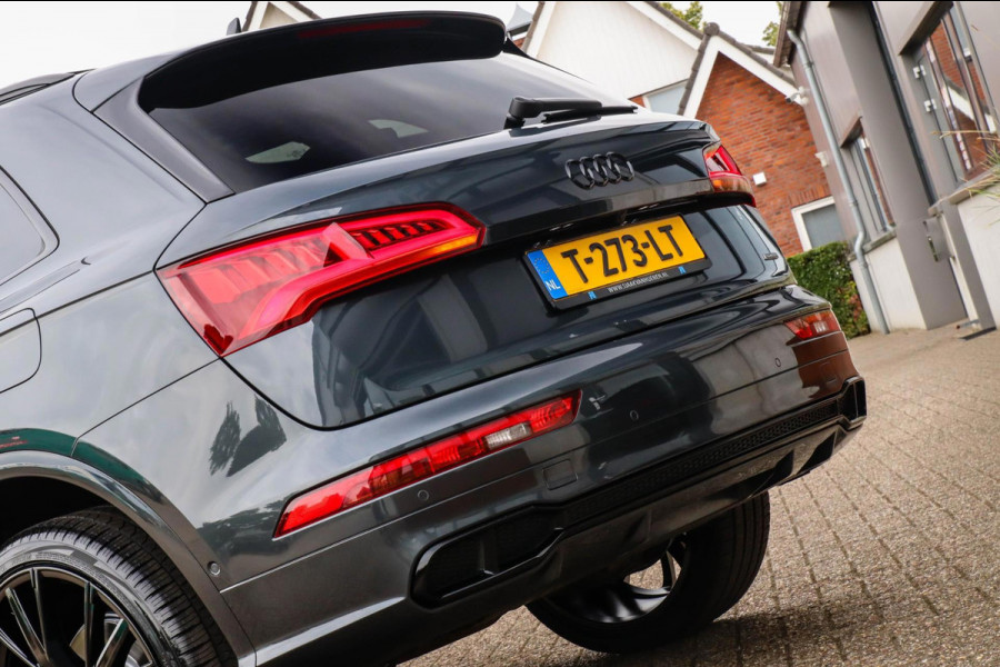 Audi Q5 55 TFSI e Quattro Competition Pro Line S S-Line 367pk Automaat 1e|Panoramadak|Virtual Cockpit|Kuipstoelen|LED Matrix|Black