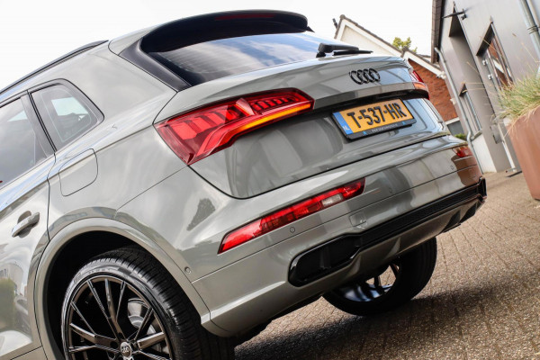 Audi Q5 55 TFSI e Quattro Competition Pro Line S S-Line 367pk Automaat! 1e Eig|DLR|Panoramadak|Virtual Cockpit|LED Matrix|Black|22