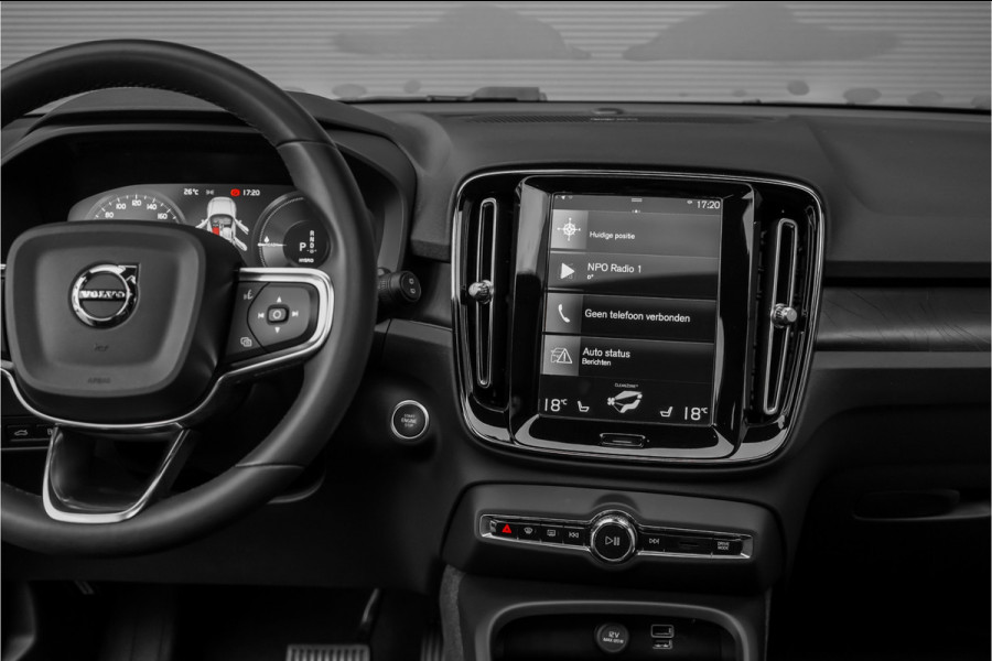 Volvo XC40 1.5 T5 Plug-in hybrid Plus Dark Pano H&K Elek Trekhaak 360° ACC