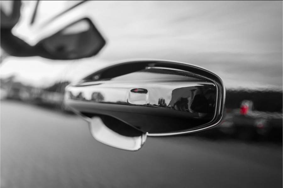 Volvo XC40 1.5 T5 Plug-in hybrid Plus Dark Pano H&K Elek Trekhaak 360° ACC