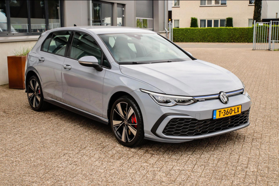Volkswagen Golf 1.4 TSI PHEV GTE 245pk DSG 1e|DLR|Virtual Cockpit|IQ Light LED|Lederen kuipstoelen elektrisch + Ventilatie|NAVI|18