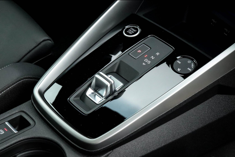 Audi A3 Sportback 45TFSI e PHEV S Edition S-line 245pk S-Tronic Elektrische Kuipstoelen|Virtual Cockpit|Panoramadak|LED Matrix|B&O