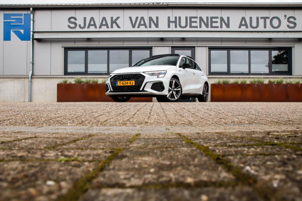 Audi A3 Sportback 45TFSI e PHEV S Edition S-line 245pk S-Tronic Elektrische Kuipstoelen|Virtual Cockpit|Panoramadak|LED Matrix|B&O