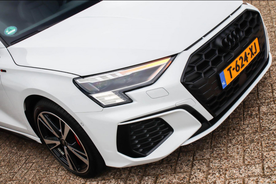 Audi A3 Sportback 45TFSI e PHEV S Edition S-line 245pk S-Tronic Elektrische Kuipstoelen|Virtual Cockpit|Panoramadak|LED Matrix|B&O